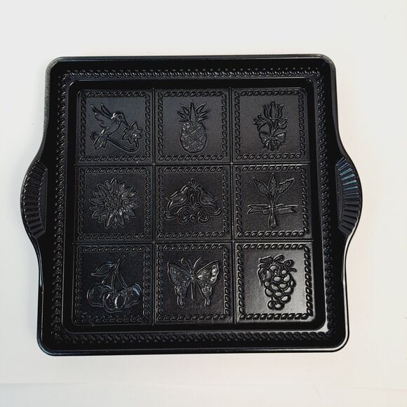 Nordic Ware Heavy Cast Aluminum Shortbread Pan 9x9 Designs Bird Flowers Fruit - Picture 1 of 5